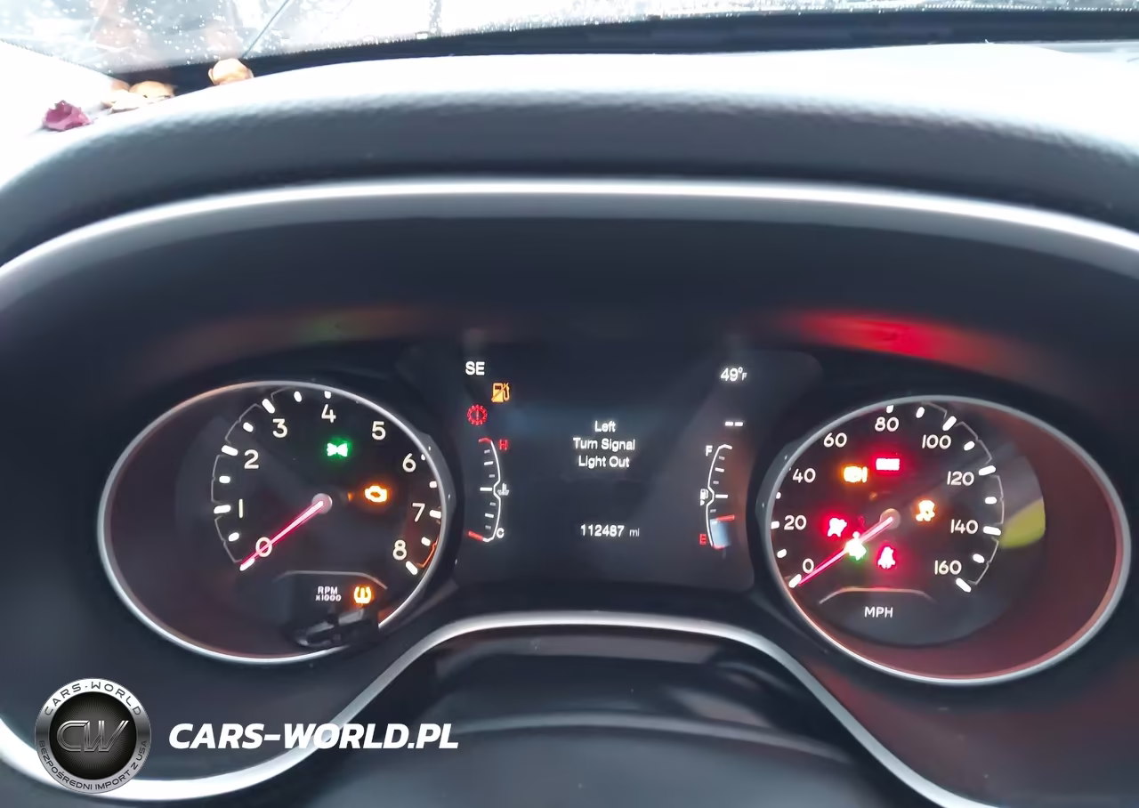 2018 Jeep Compass Latitude 4X4 VIN:3C4NJDBB6JT250081 - 7