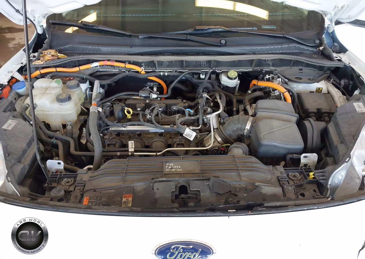 2020 Ford Escape Titanium Hybrid VIN:1FMCU0DZ9LUC63428 - 10