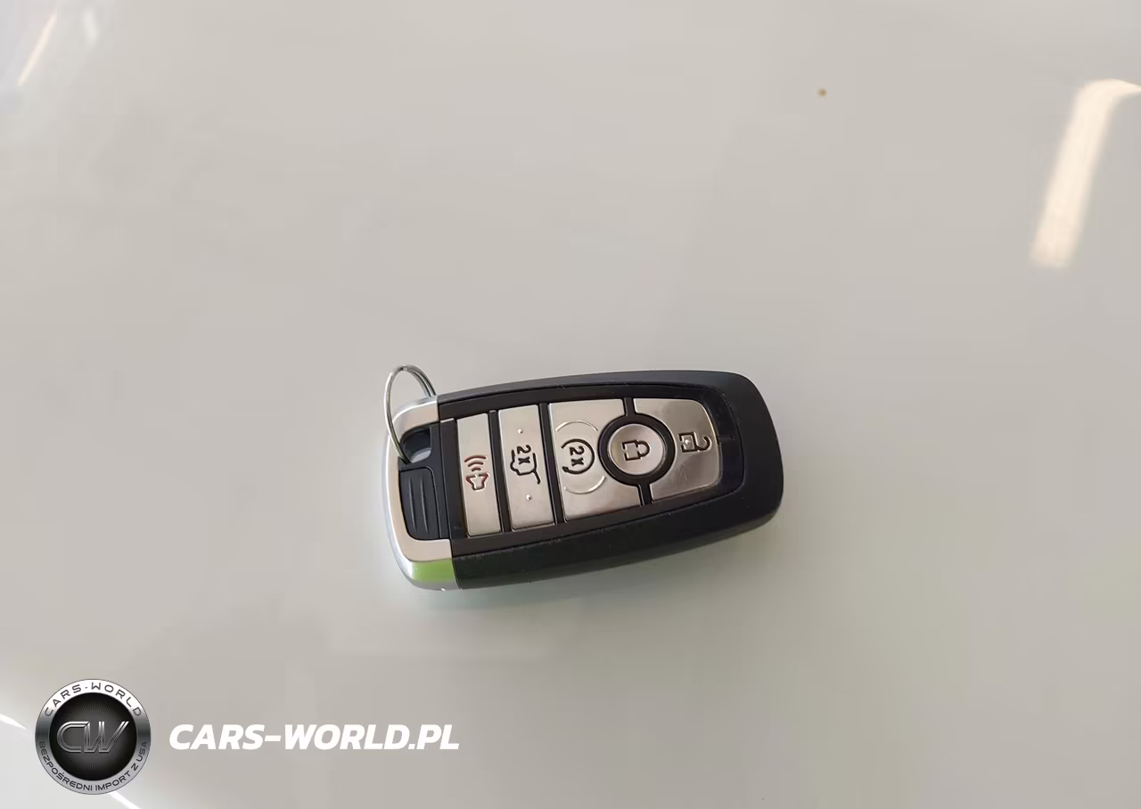2020 Ford Escape Titanium Hybrid VIN:1FMCU0DZ9LUC63428 - 11