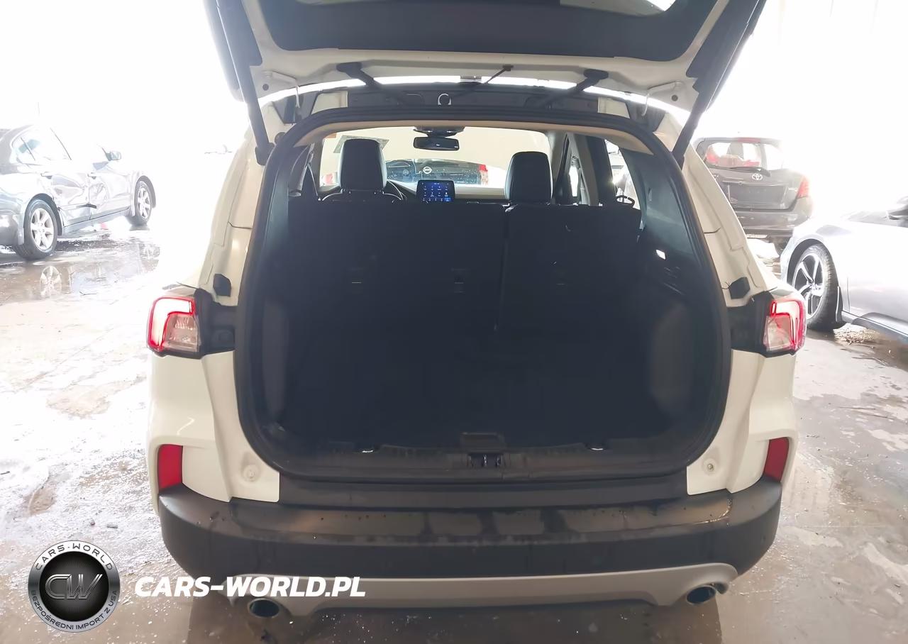 2020 Ford Escape Titanium Hybrid VIN:1FMCU0DZ9LUC63428 - 18
