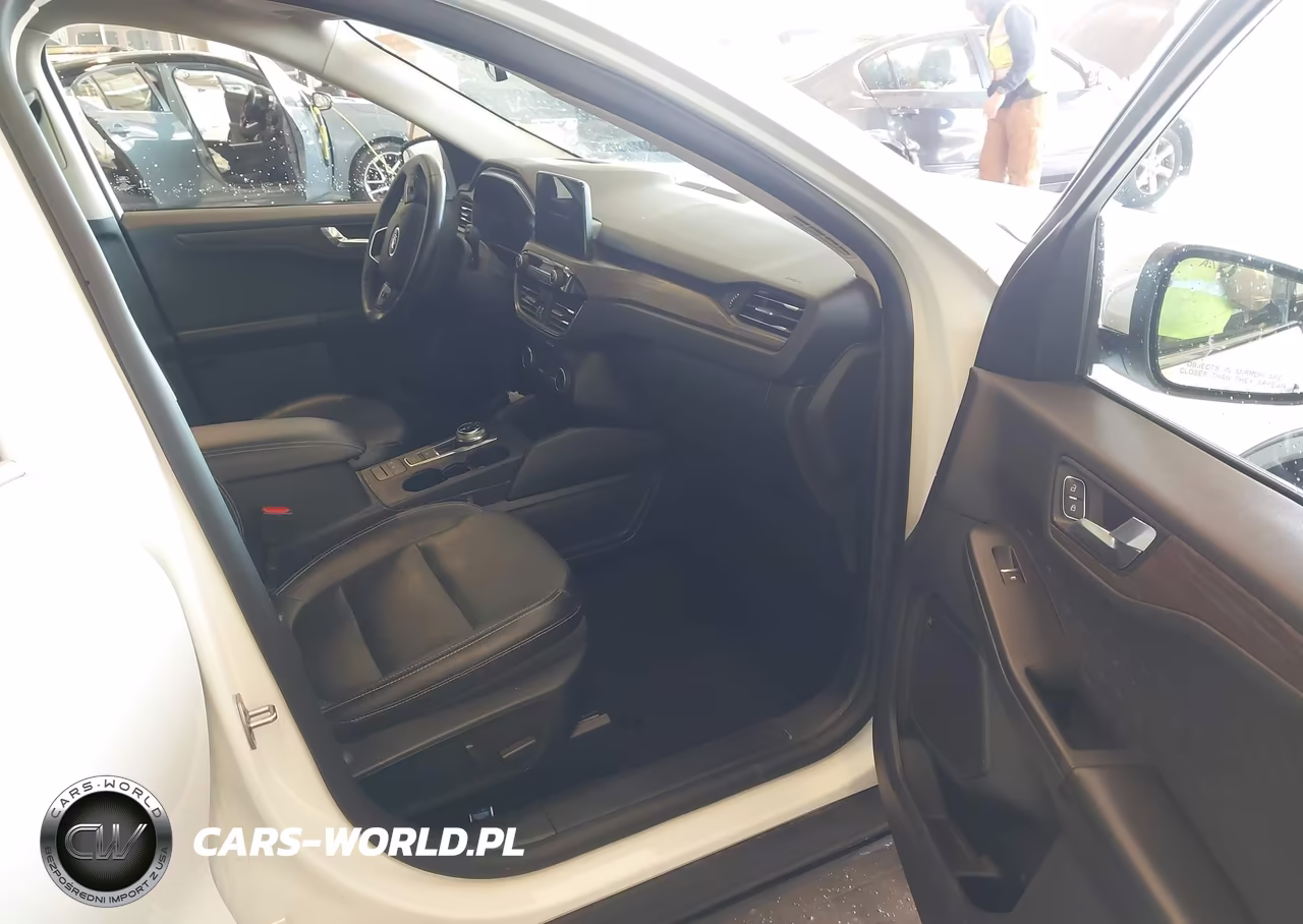 2020 Ford Escape Titanium Hybrid VIN:1FMCU0DZ9LUC63428 - 5