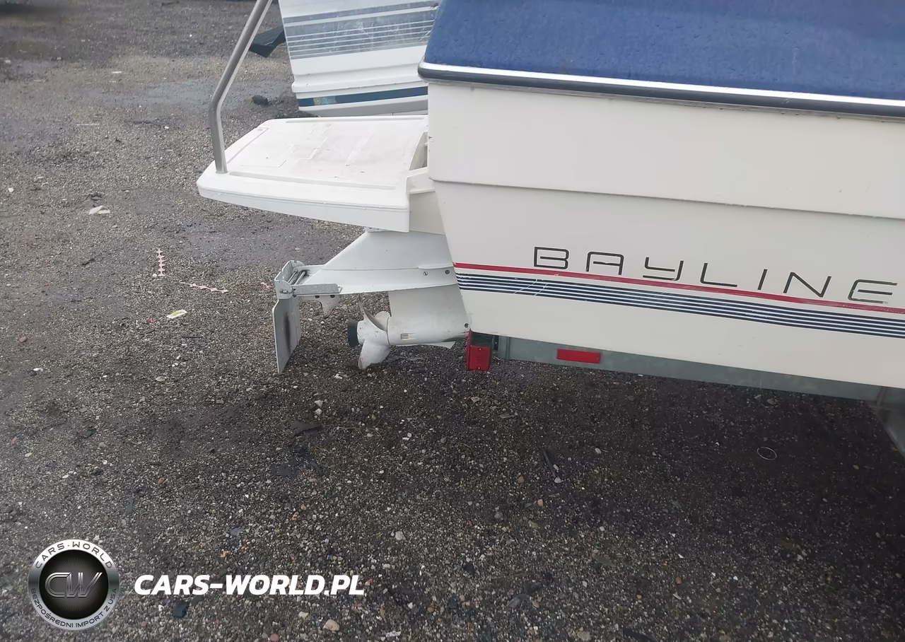1985 Bayliner Capri VIN:BL3C74CJC585 - 6