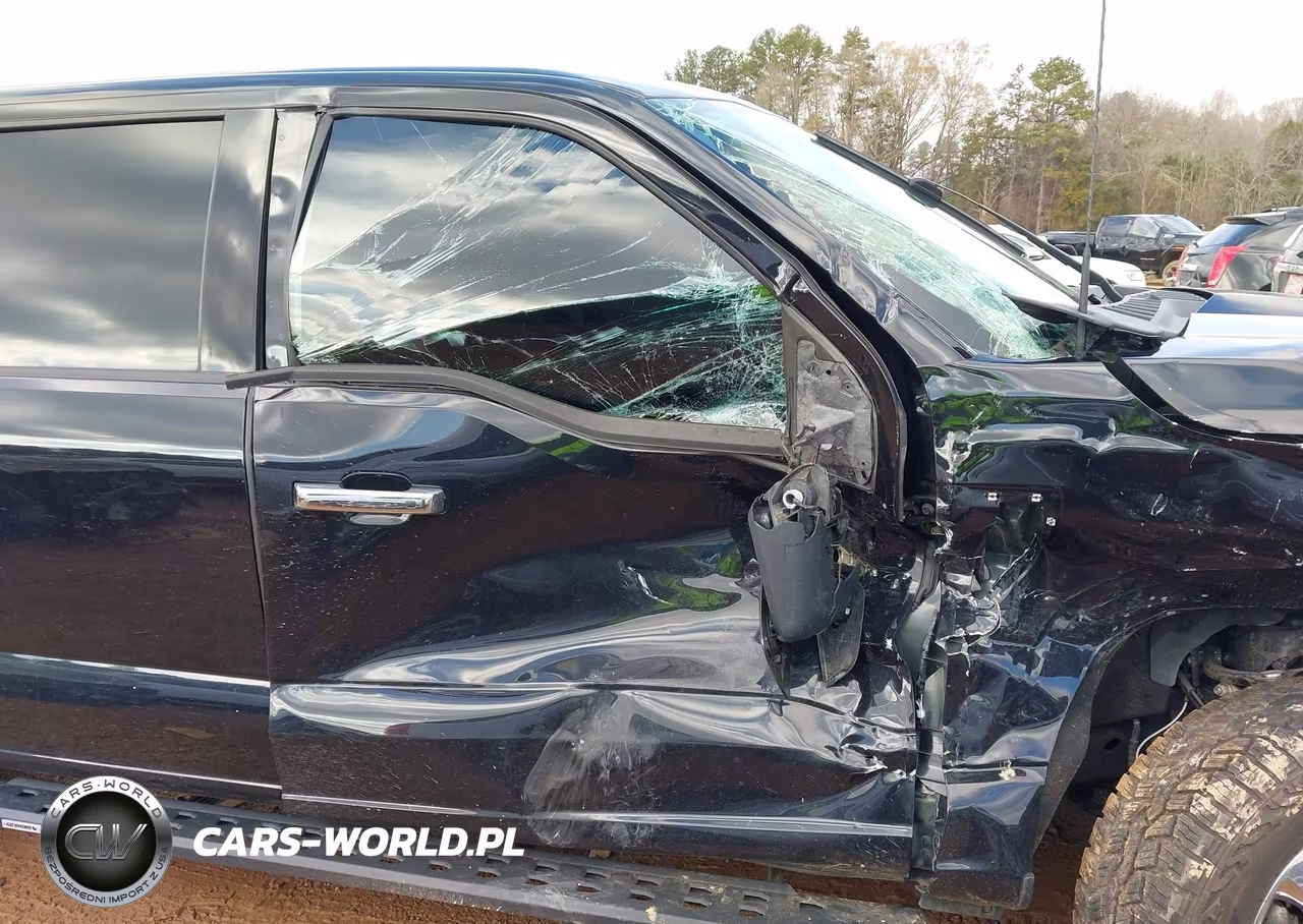 2022 Ford F-150 Xlt VIN:1FTFW1E82NKF15848 - 17