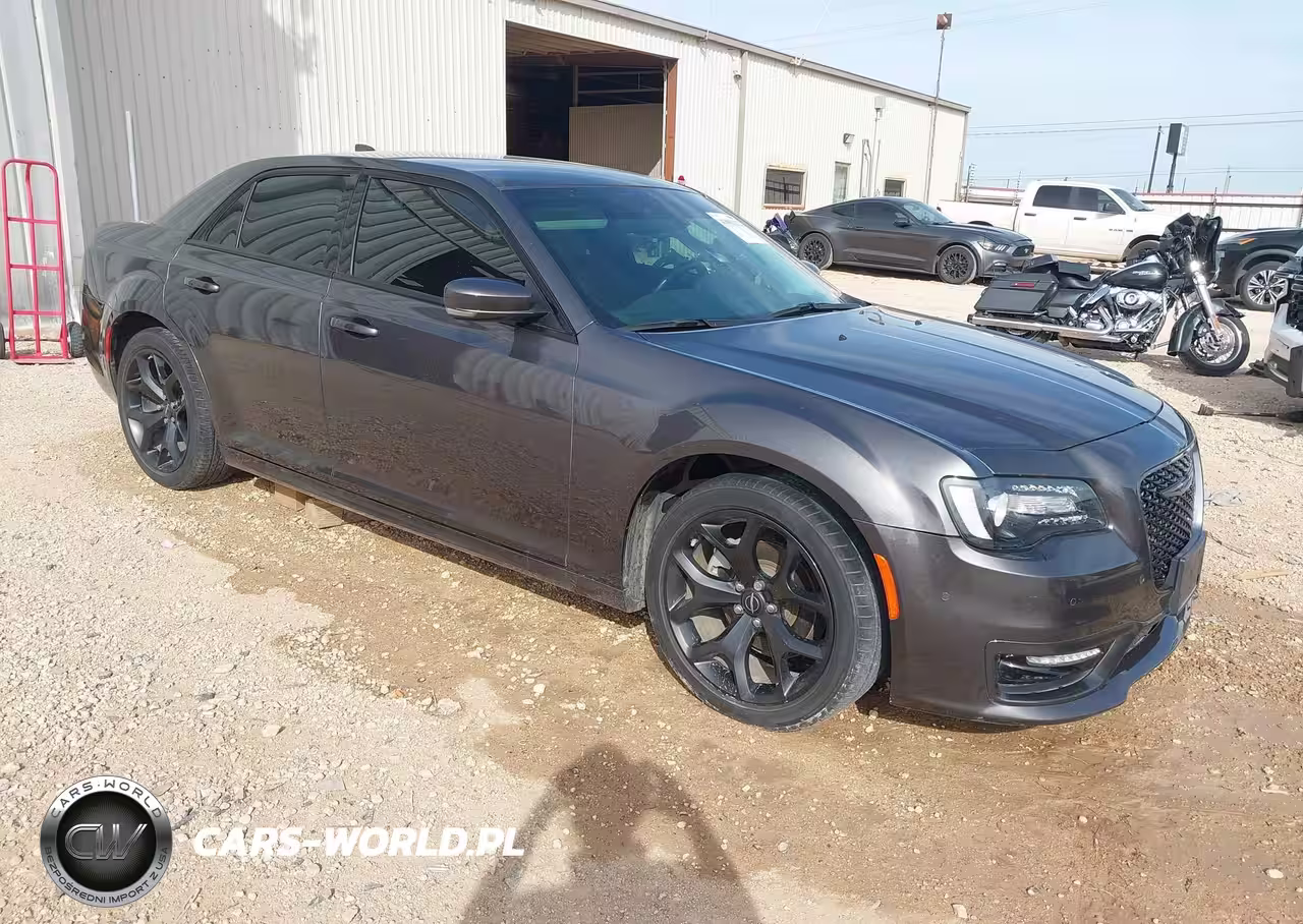 2022 Chrysler 300 Touring L