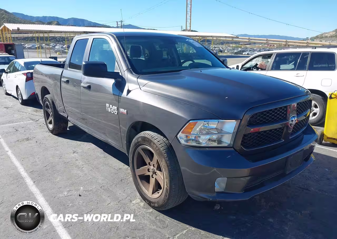 2018 Ram 1500 Express 4X2 6'4 Box