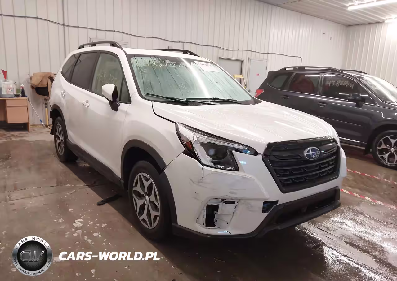 2024 Subaru Forester Premium