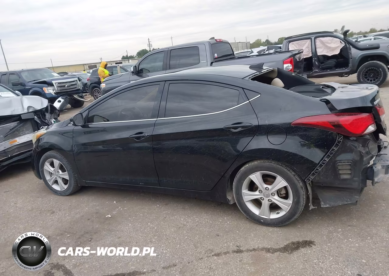 2016 Hyundai Elantra Value Edition VIN:5NPDH4AE9GH717120 - 13