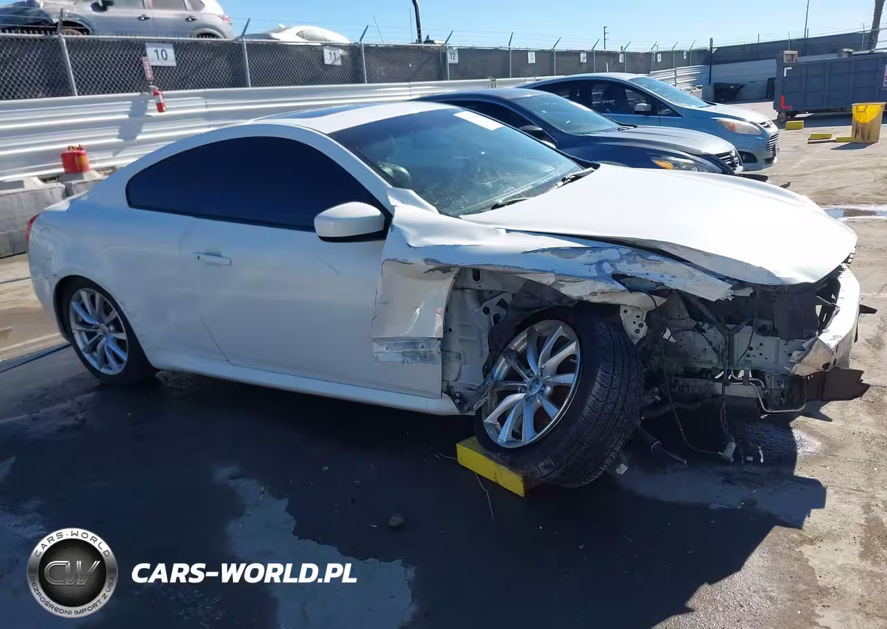 2013 Infiniti G37 Journey