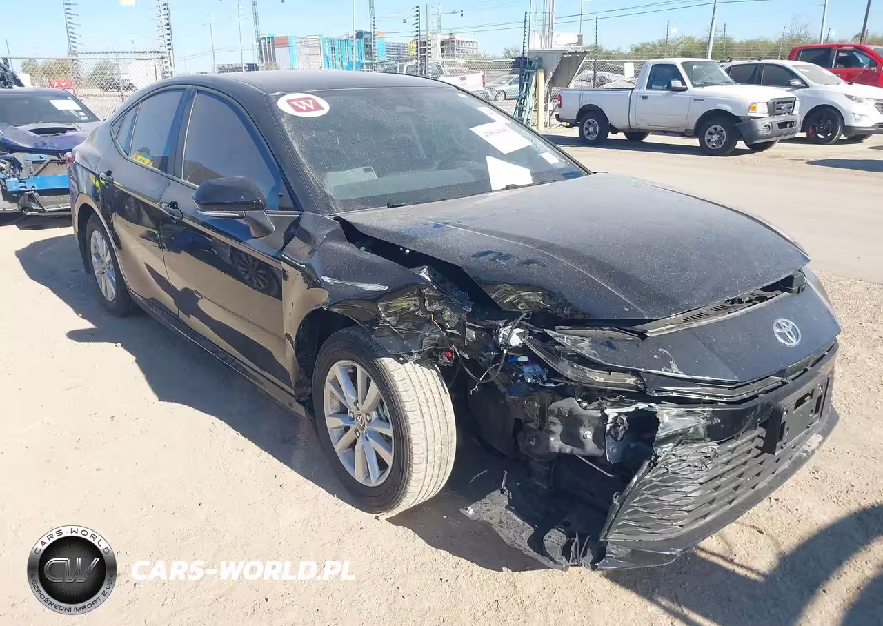 2025 Toyota Camry Le