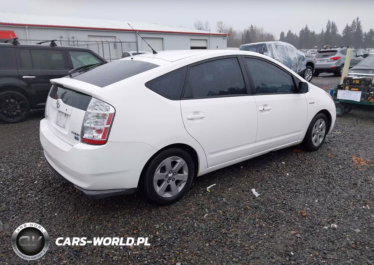 2008 Toyota Prius VIN:JTDKB20UX87776267 - 4