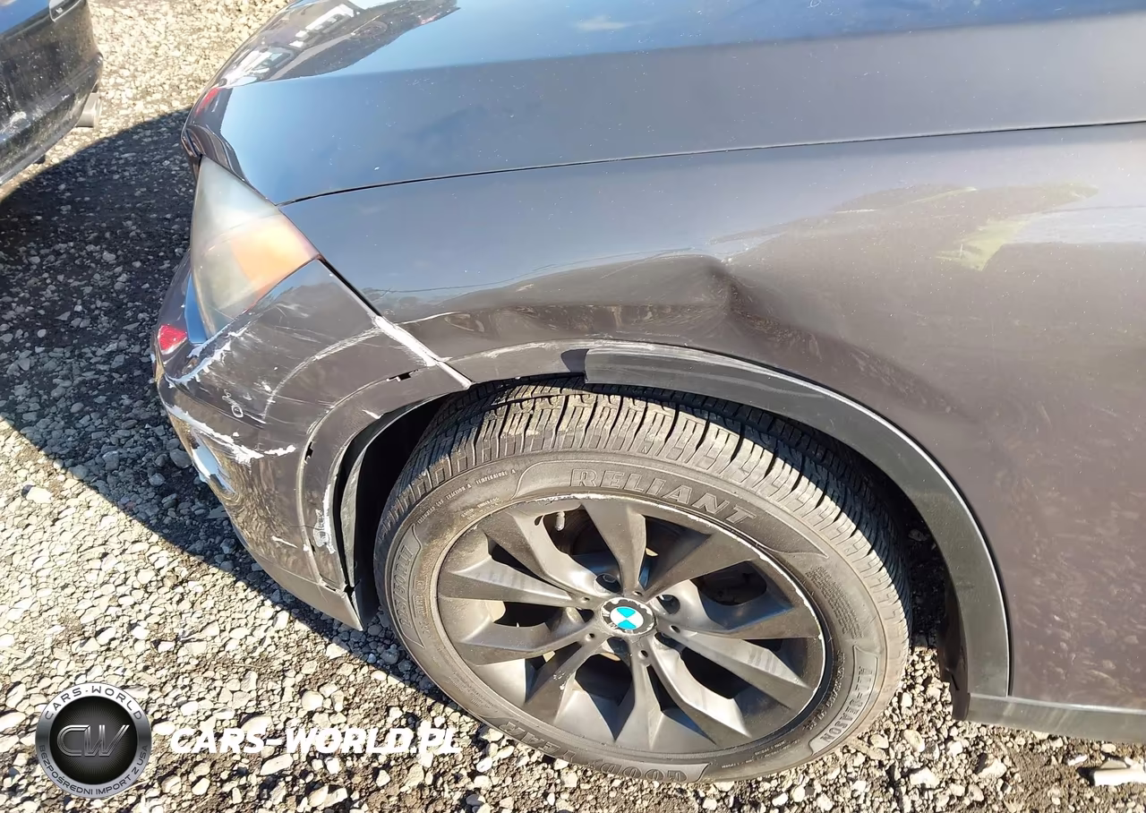 2013 BMW X1 xDrive28I VIN:WBAVL1C59DVR87701 - 6