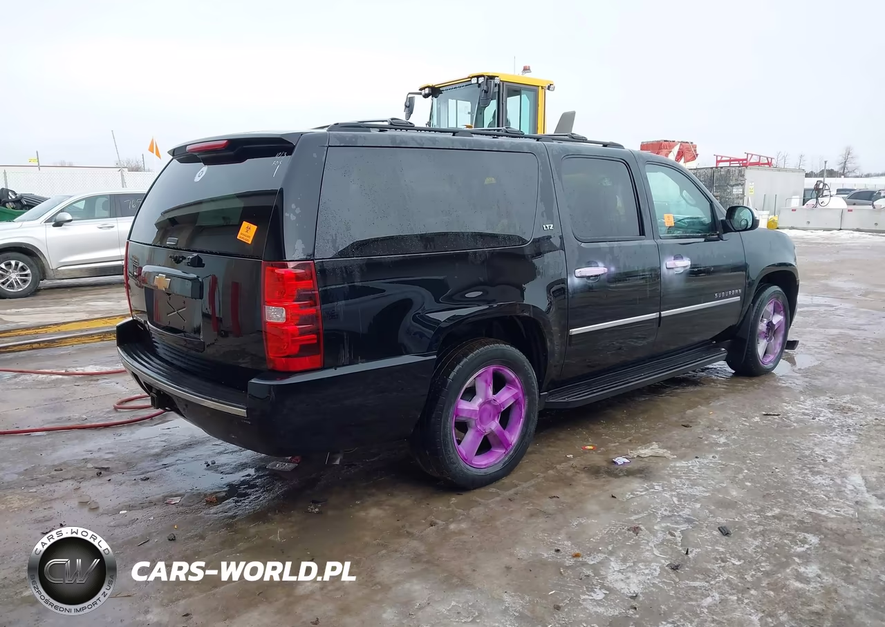 2013 Chevrolet Suburban 1500 Ltz VIN:1GNSKKE73DR236395 - 4