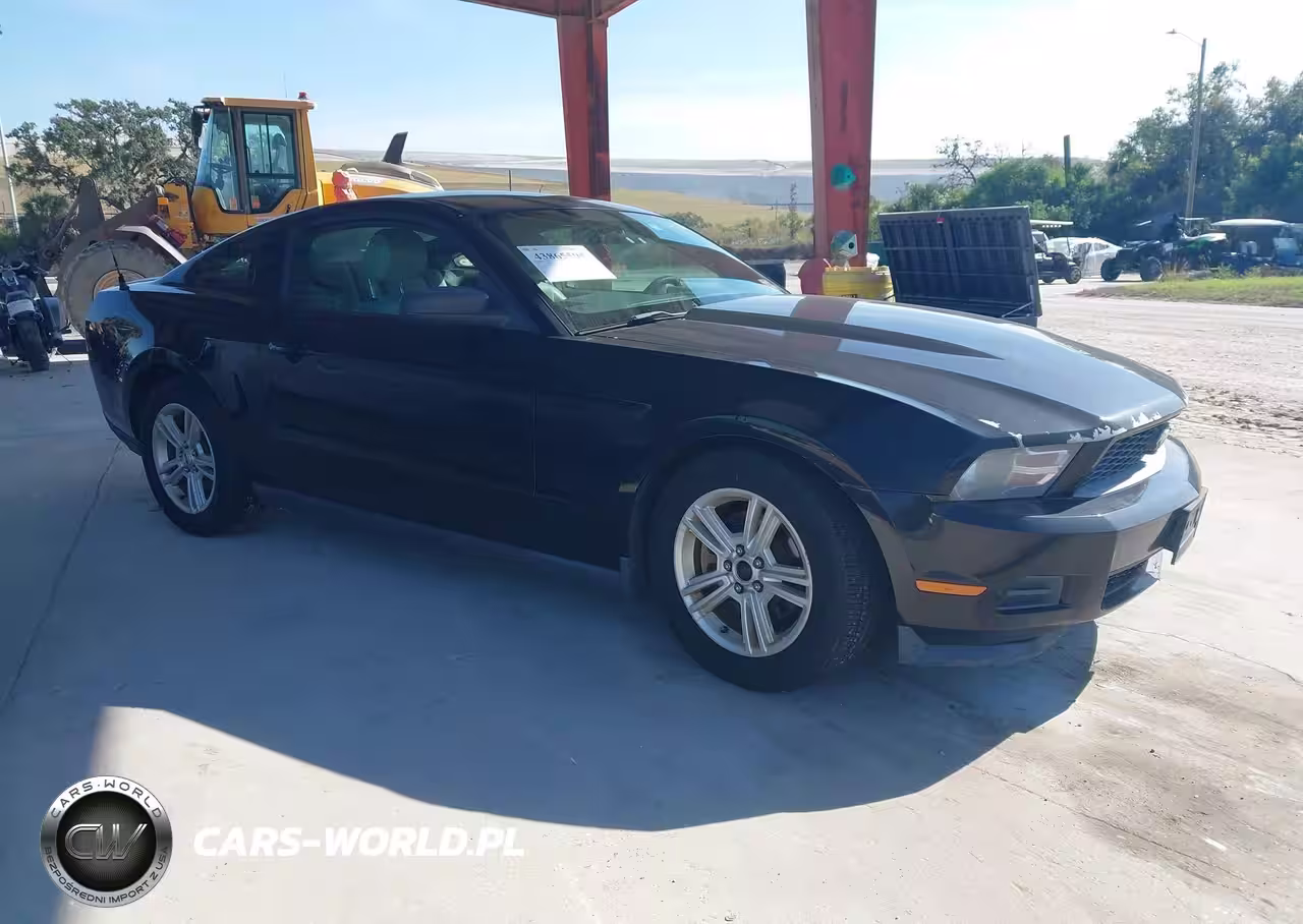 2012 Ford Mustang V6