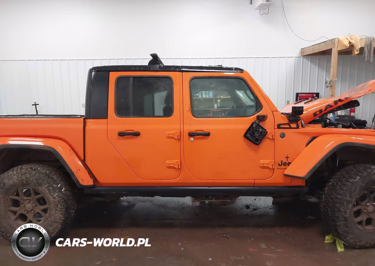 2025 Jeep Gladiator Willys VIN:1C6PJTAG5SL523399 - 13