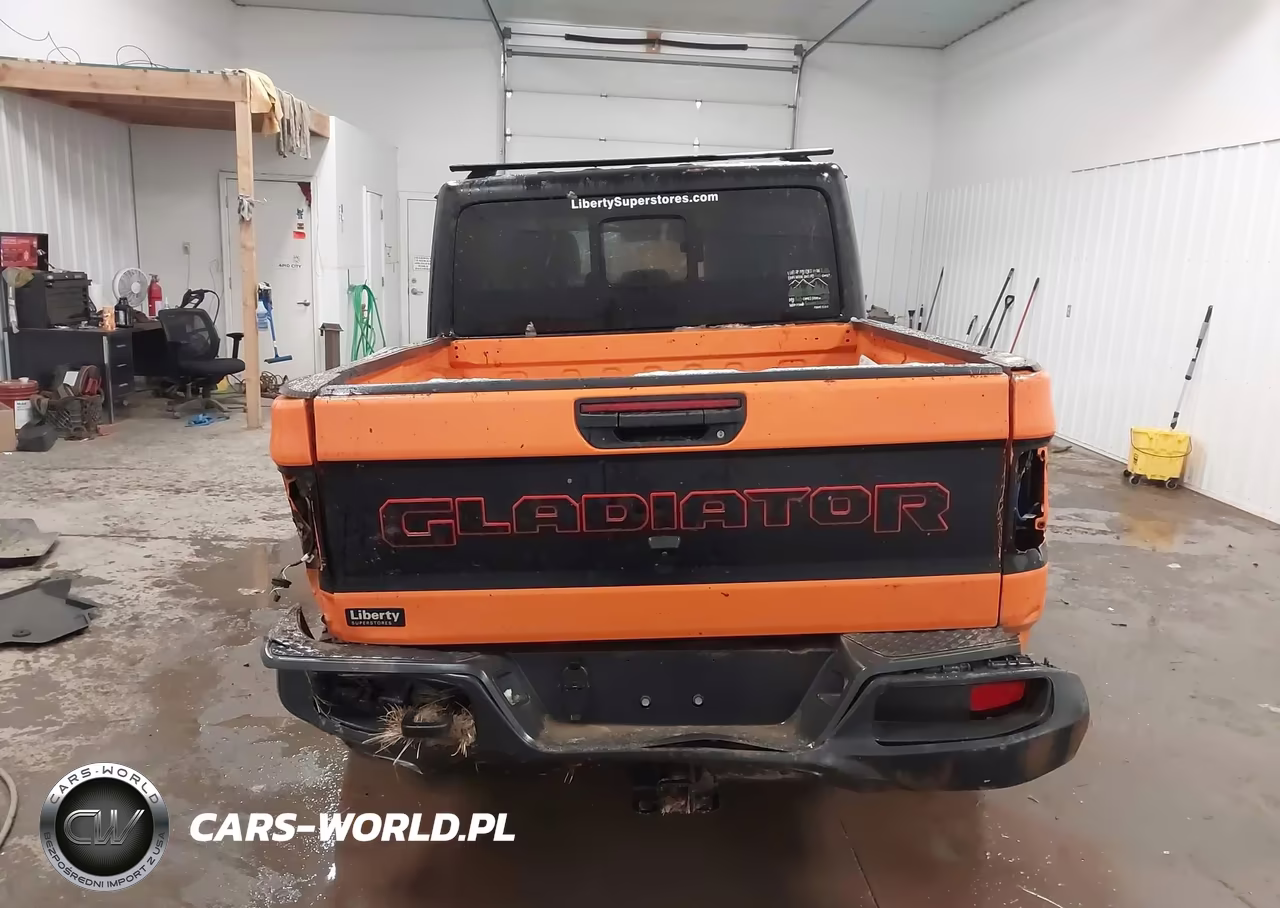 2025 Jeep Gladiator Willys VIN:1C6PJTAG5SL523399 - 16