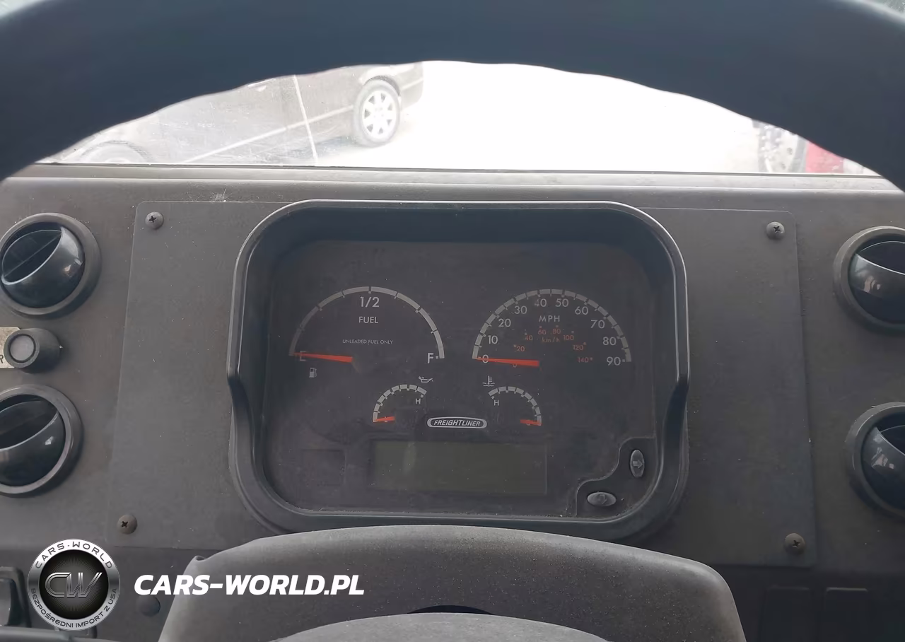 2014 Freightliner Chassis M Line Walk-In Van VIN:4UZAC3DV4ECFW4449 - 5