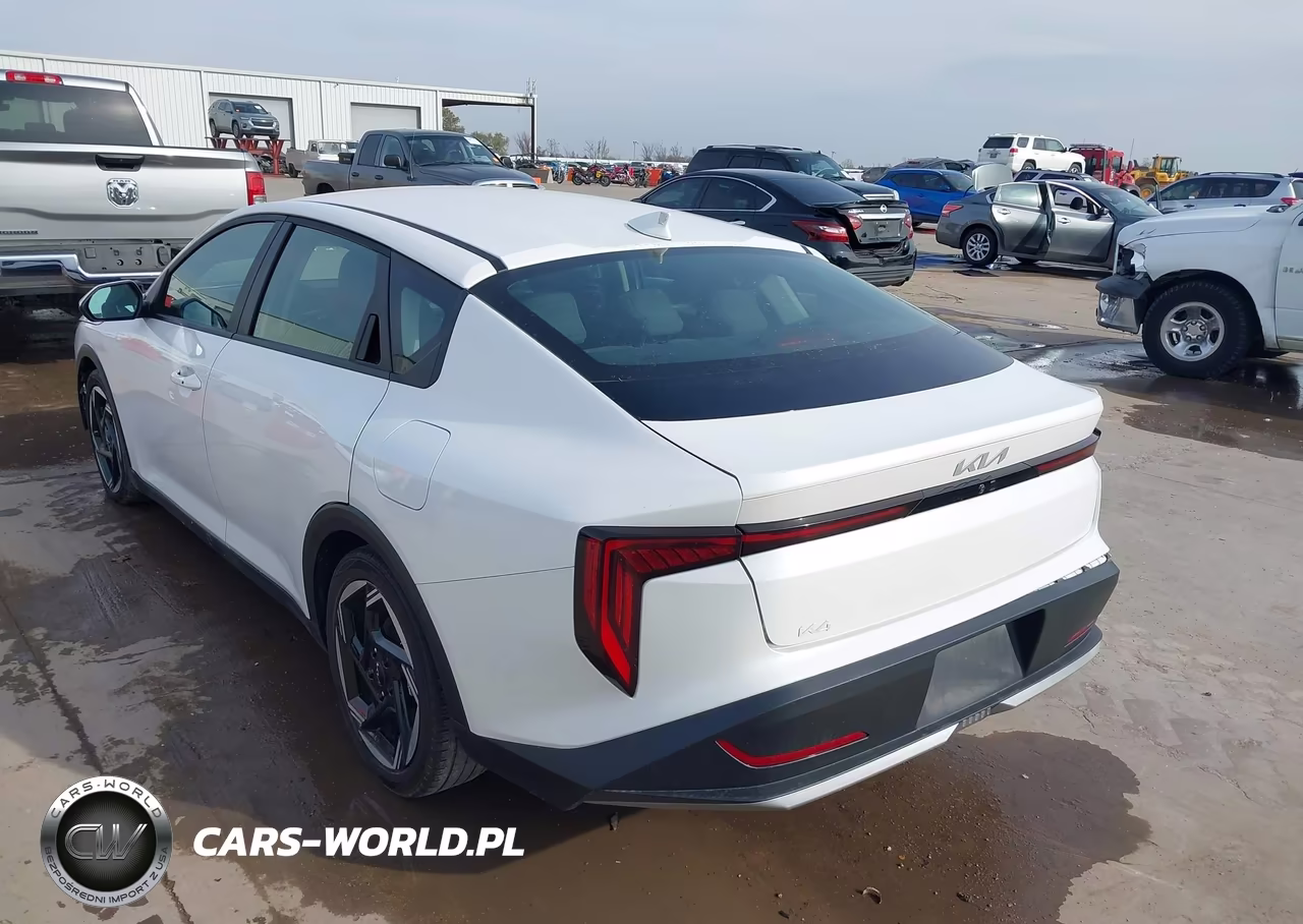 2025 Kia K4 Ex VIN:3KPFU4DEXSE030399 - 3