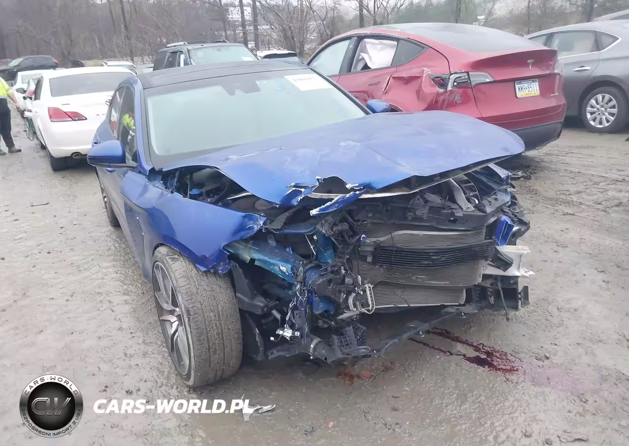 2020 Genesis G70 3.3T Rwd