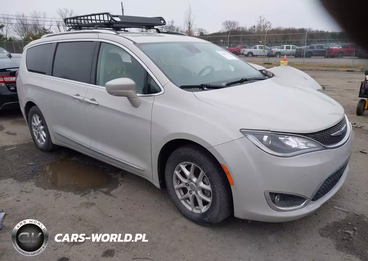 2020 Chrysler Pacifica Touring L