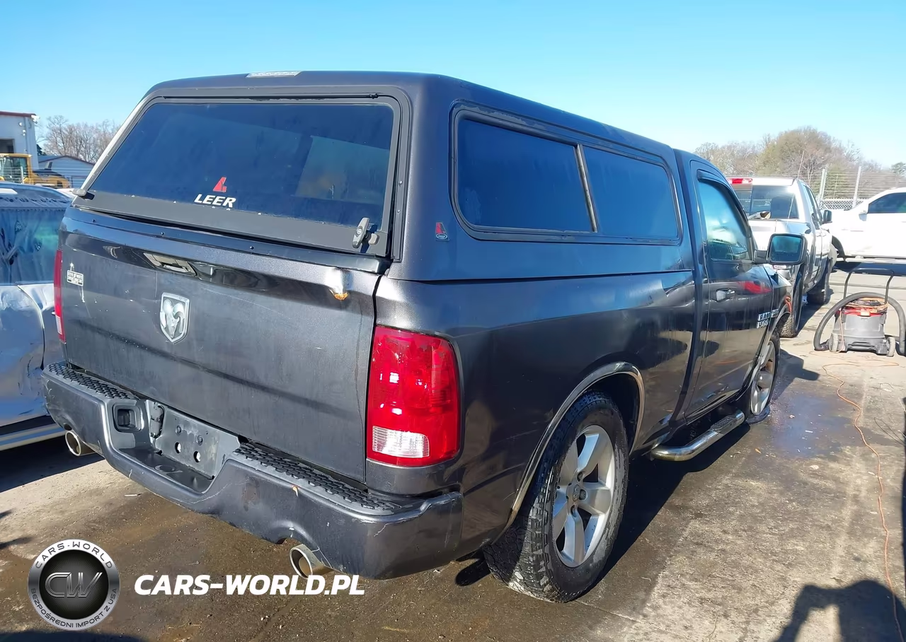 2015 Ram 1500 St VIN:3C6JR6ATXFG698733 - 4