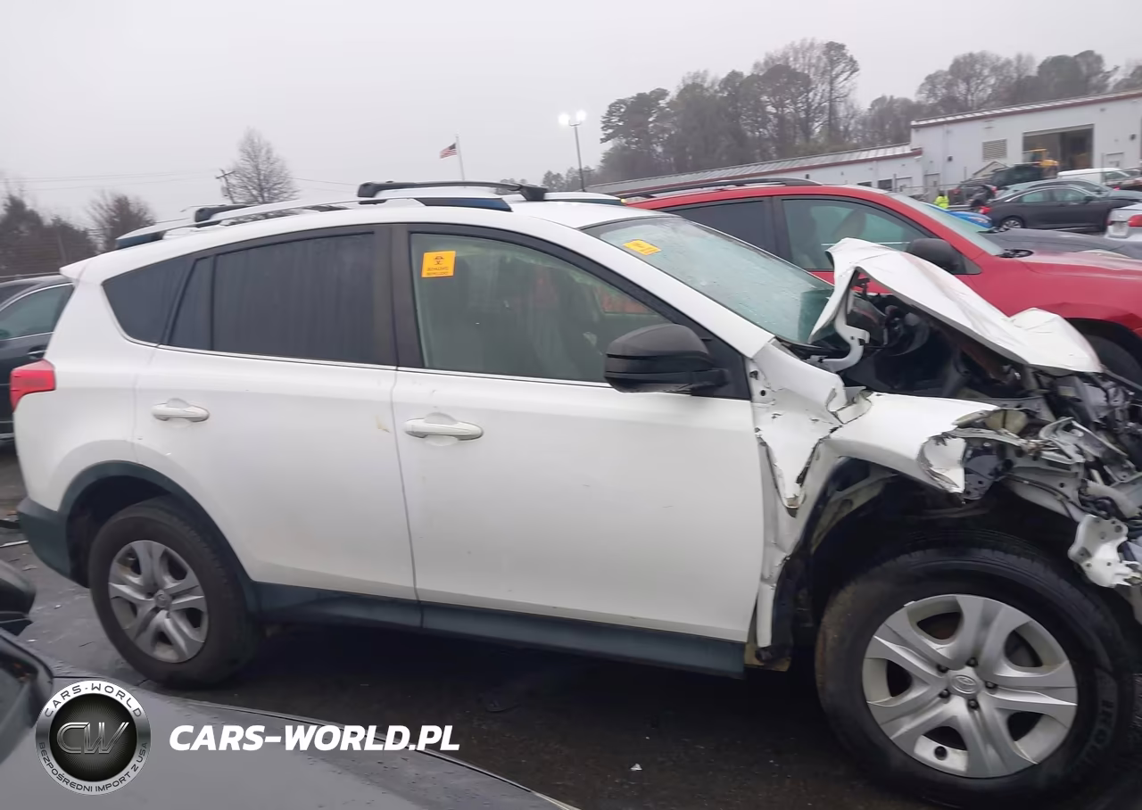 2015 Toyota Rav4 Le VIN:JTMZFREV7FJ051366 - 13