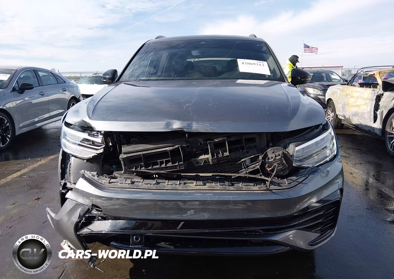 2022 Volkswagen Tiguan 2.0T Se R-Line Black VIN:3VVCB7AXXNM003425 - 12