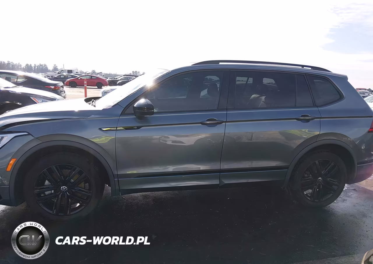 2022 Volkswagen Tiguan 2.0T Se R-Line Black VIN:3VVCB7AXXNM003425 - 14