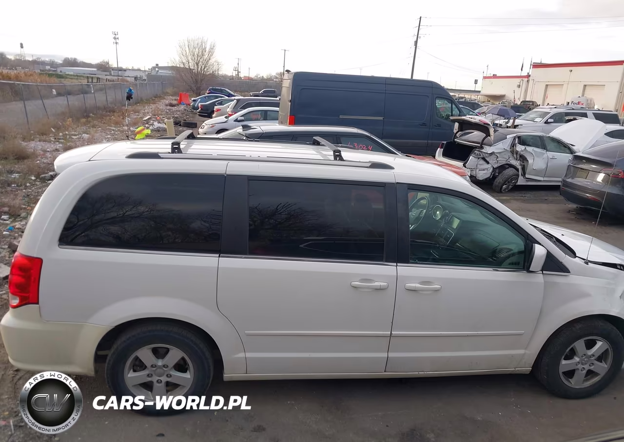 2011 Dodge Grand Caravan Crew VIN:2D4RN5DG6BR750981 - 13