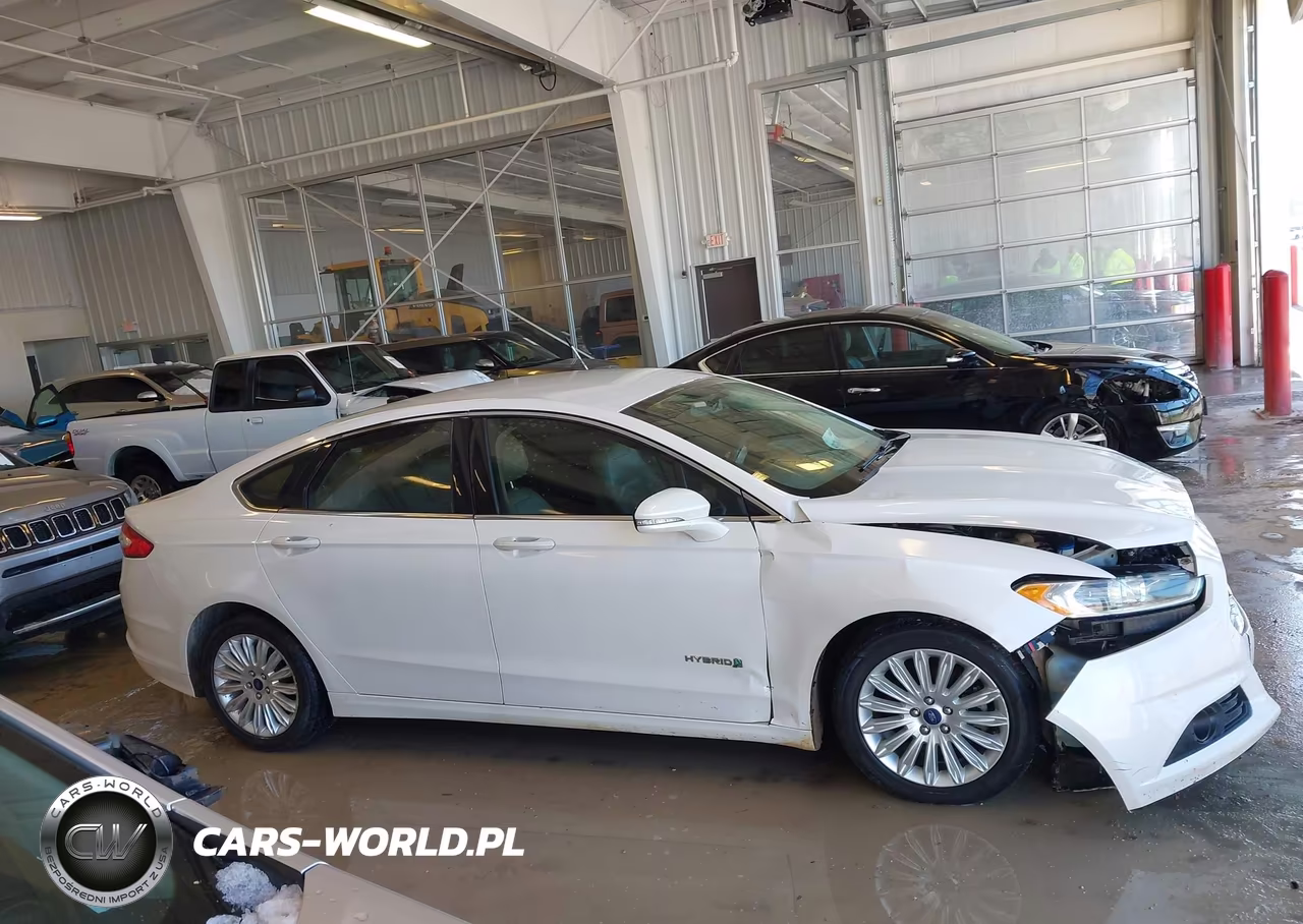 2013 Ford Fusion Hybrid Se VIN:3FA6P0LU7DR375237 - 13