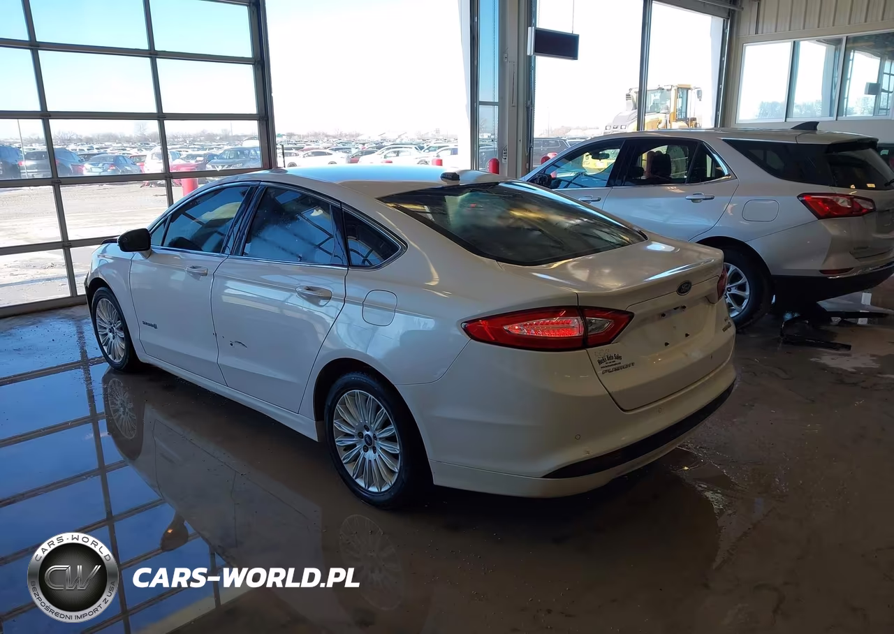 2013 Ford Fusion Hybrid Se VIN:3FA6P0LU7DR375237 - 3