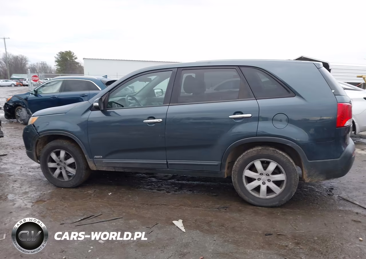 2011 Kia Sorento Lx VIN:5XYKTCA15BG015812 - 14