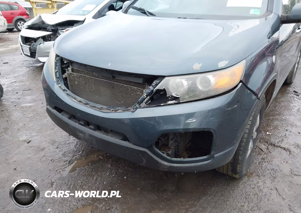 2011 Kia Sorento Lx VIN:5XYKTCA15BG015812 - 6