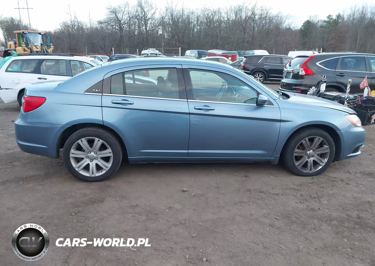 2011 Chrysler 200 Touring VIN:1C3BC1FB0BN623983 - 13
