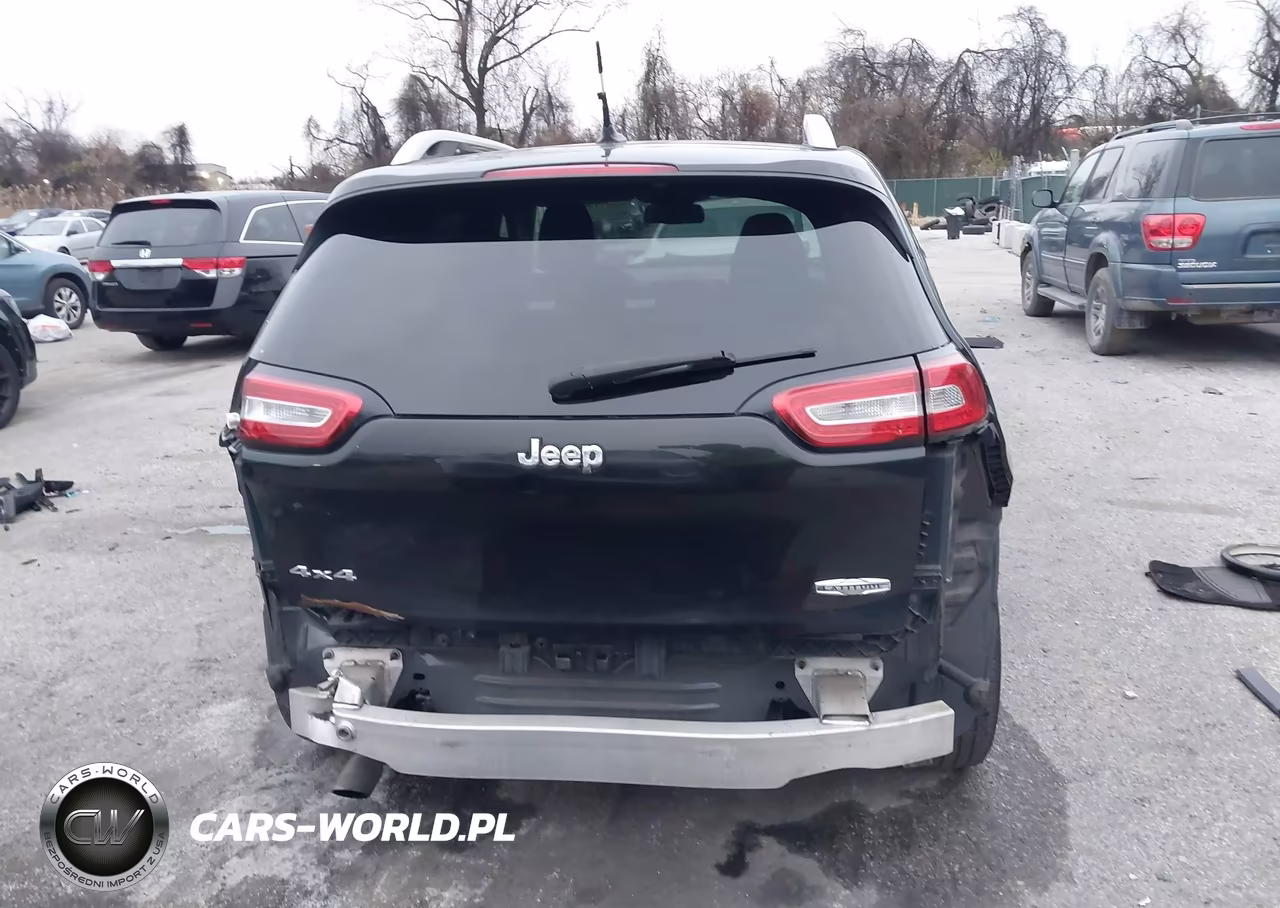 2014 Jeep Cherokee Latitude VIN:1C4PJMCB9EW226882 - 16