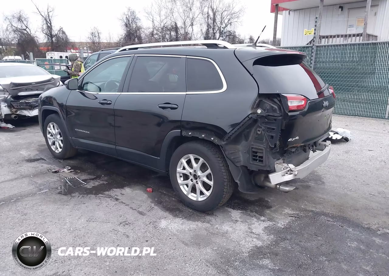 2014 Jeep Cherokee Latitude VIN:1C4PJMCB9EW226882 - 3