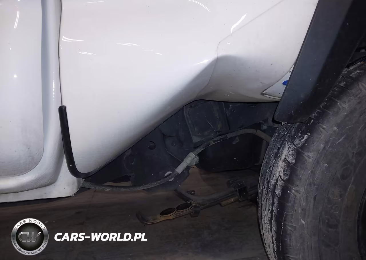 2022 Toyota Tacoma Sr VIN:3TYRX5GN0NT066333 - 17