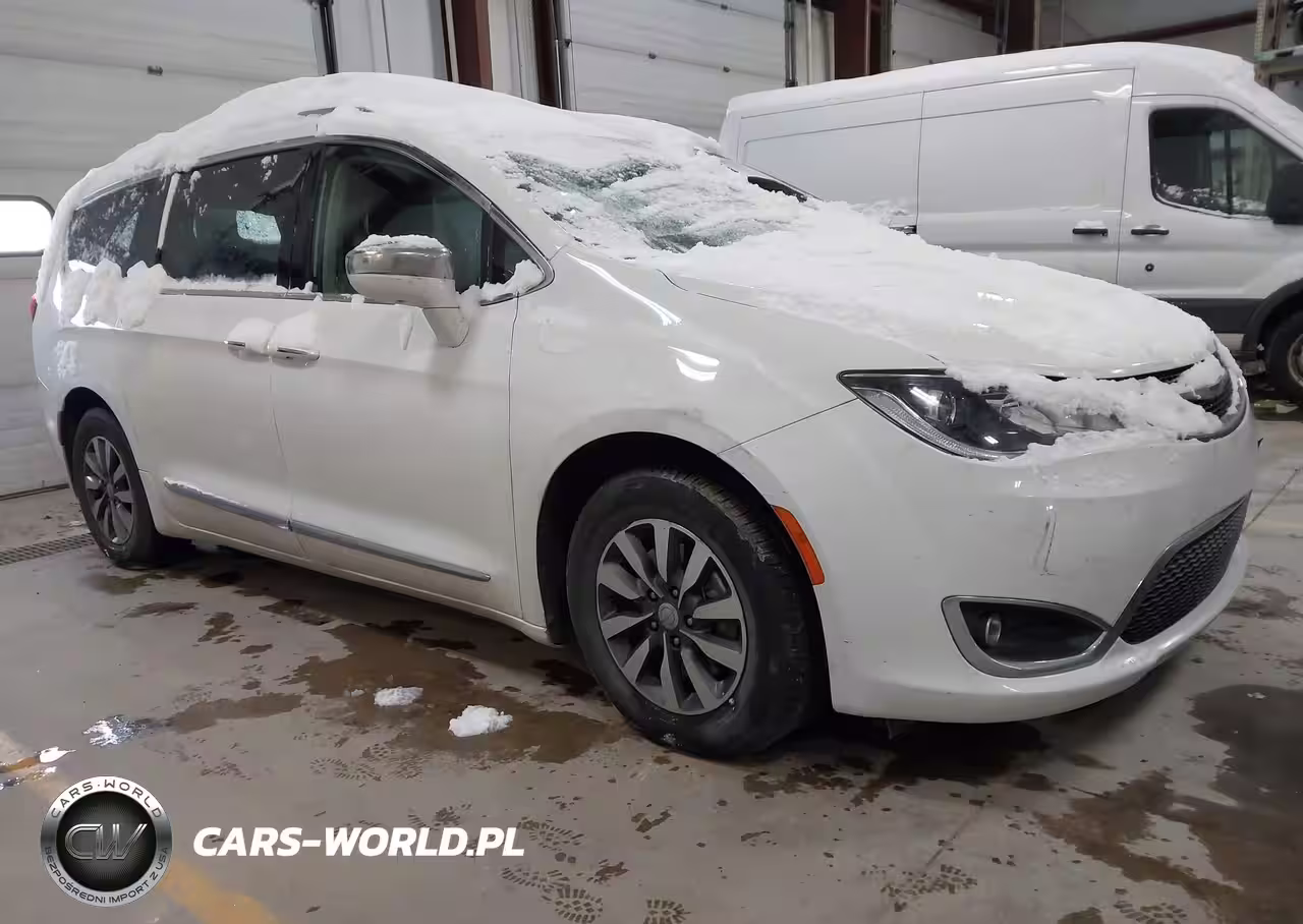 2020 Chrysler Pacifica Hybrid Limited