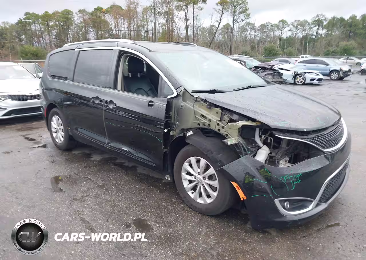 2018 Chrysler Pacifica Touring L