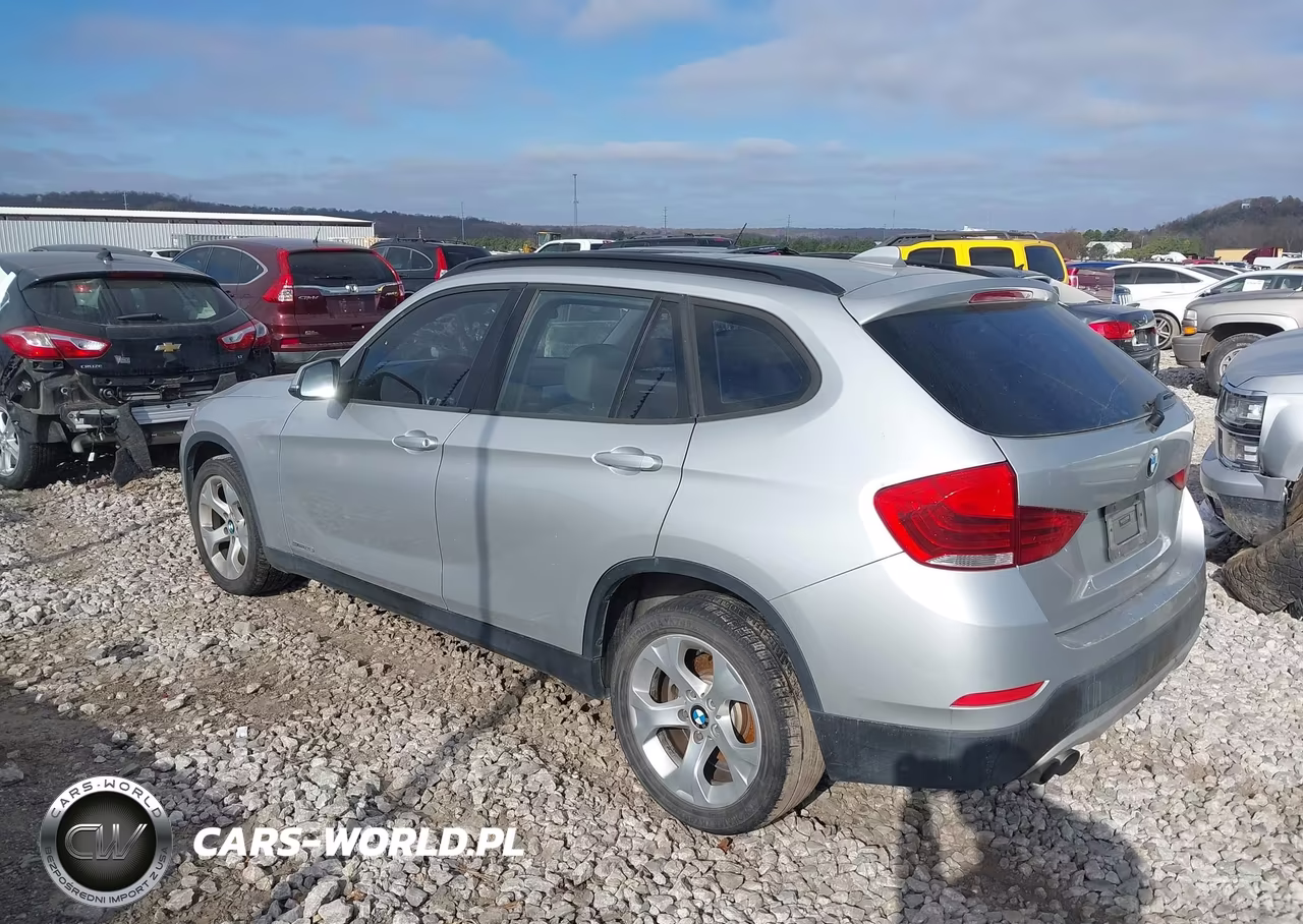 2015 BMW X1 Sdrive28I VIN:WBAVM1C55FVW58140 - 14