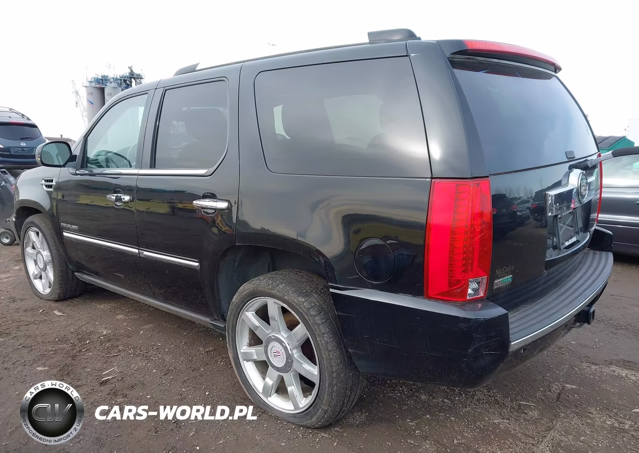 2012 Cadillac Escalade Luxury VIN:1GYS4BEF8CR187701 - 3