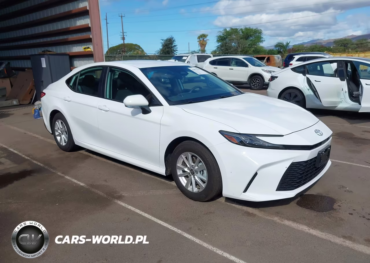 2025 Toyota Camry Le