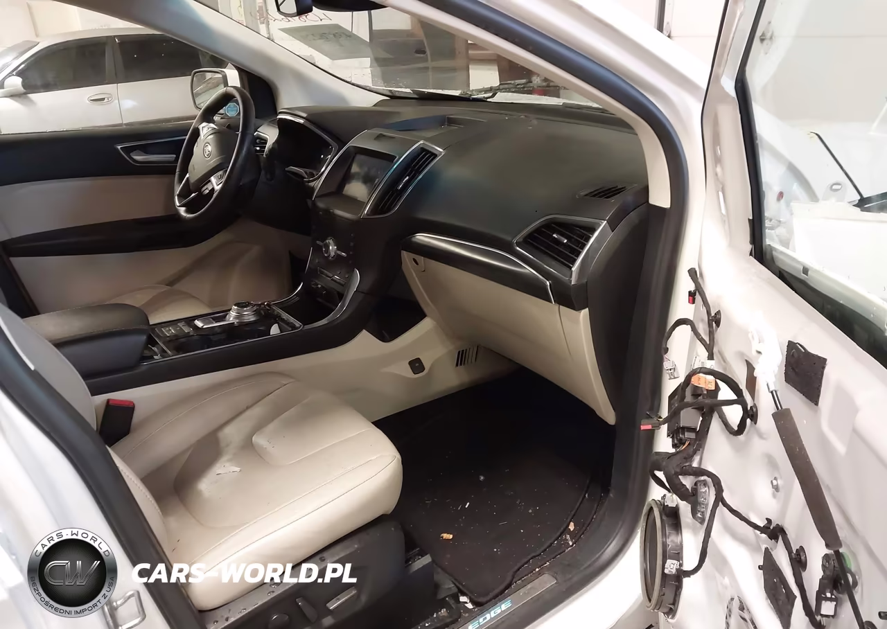 2020 Ford Edge Titanium VIN:2FMPK4K93LBA25131 - 5