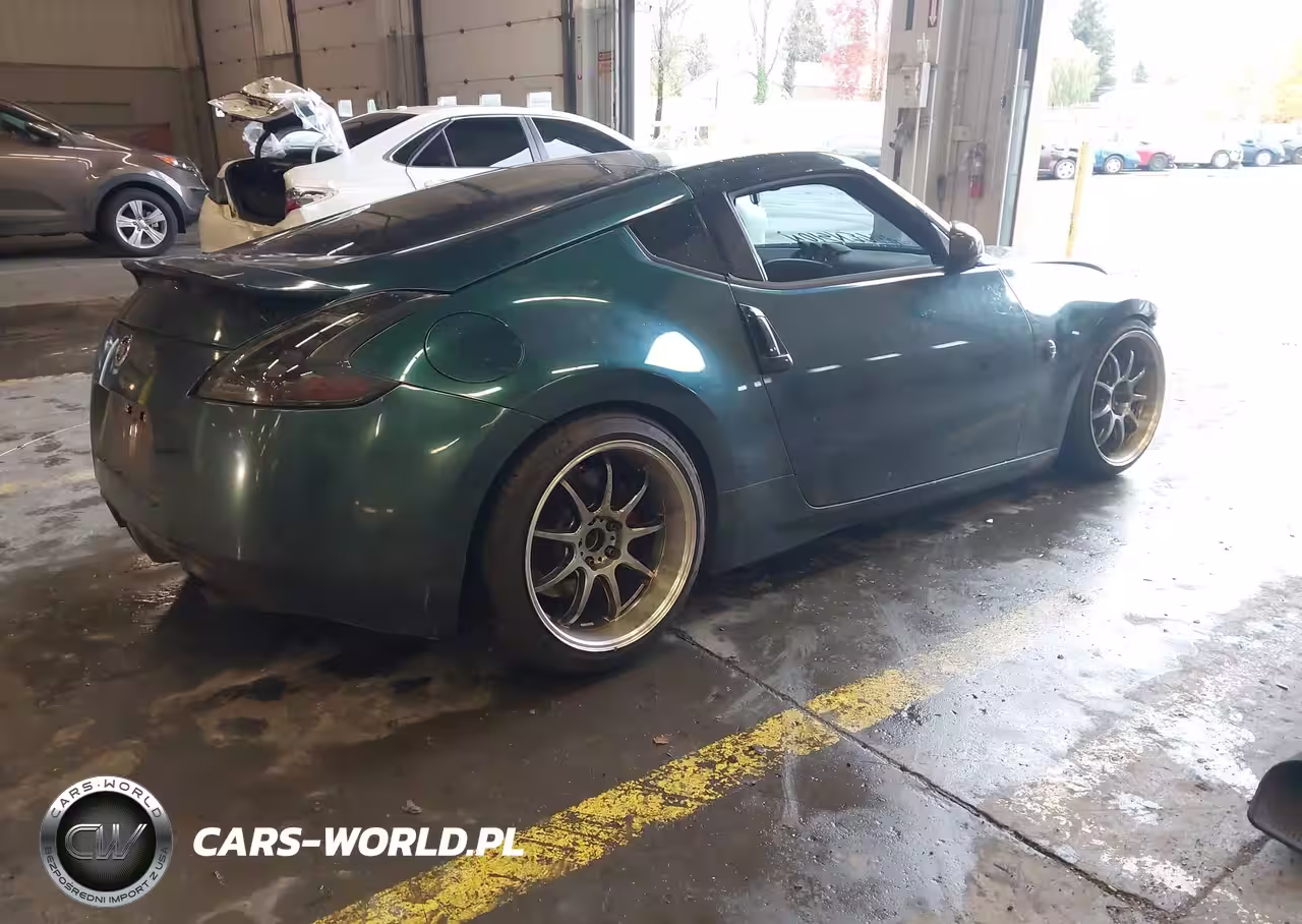 2014 Nissan 370Z VIN:JN1AZ4EH2EM631190 - 4