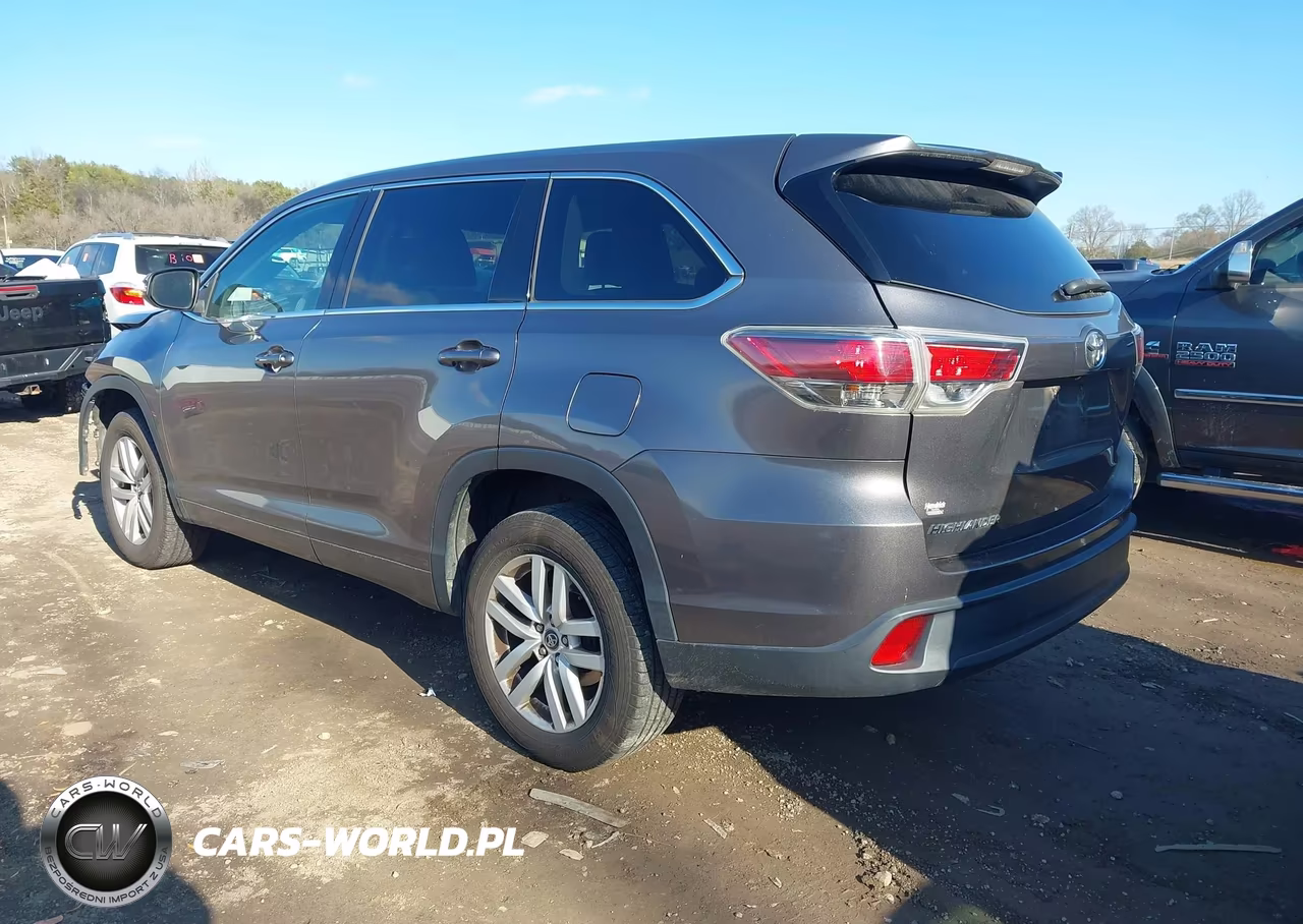 2016 Toyota Highlander Le V6 VIN:5TDZKRFH0GS168960 - 3