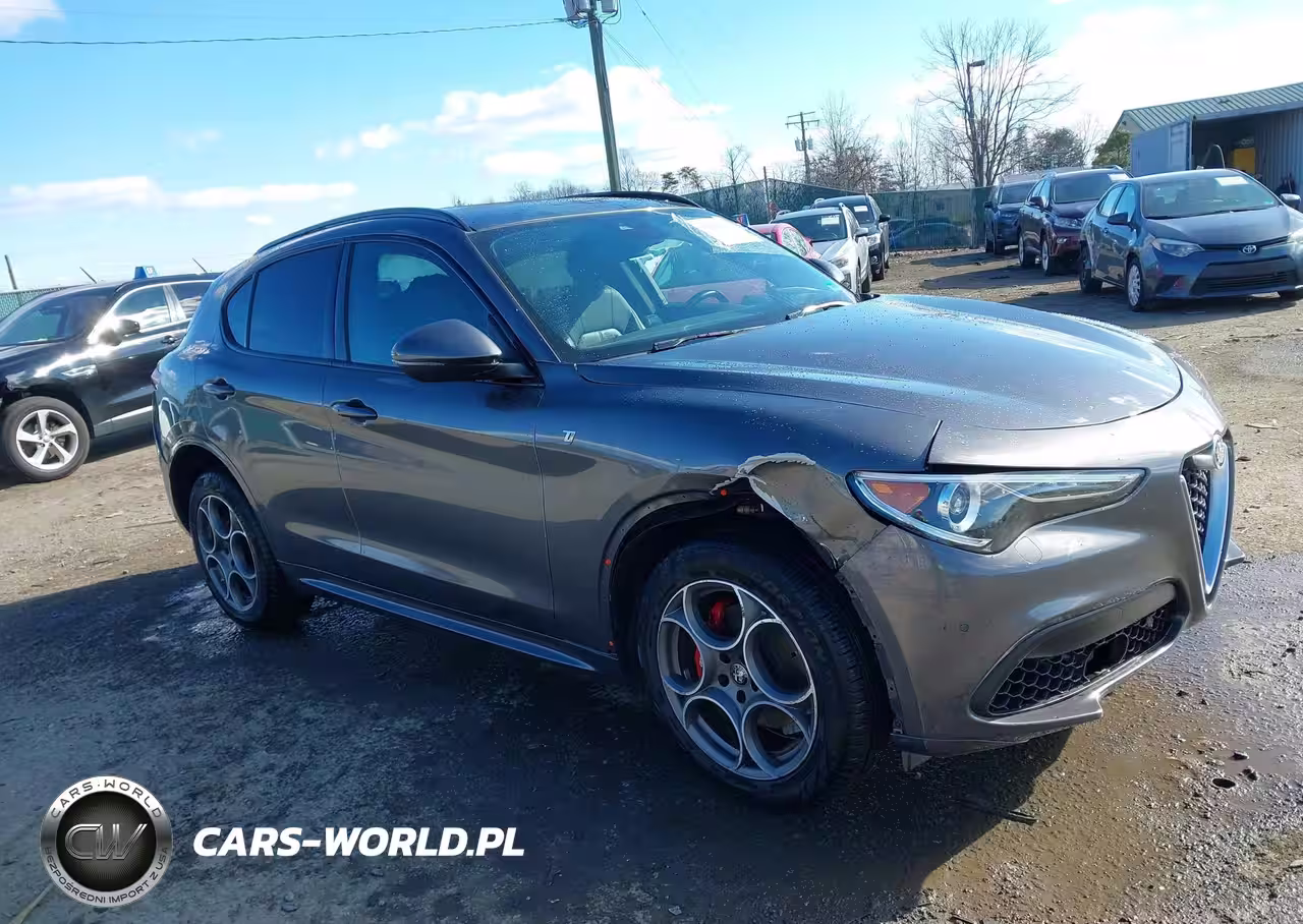 2023 Alfa Romeo Stelvio Ti Awd
