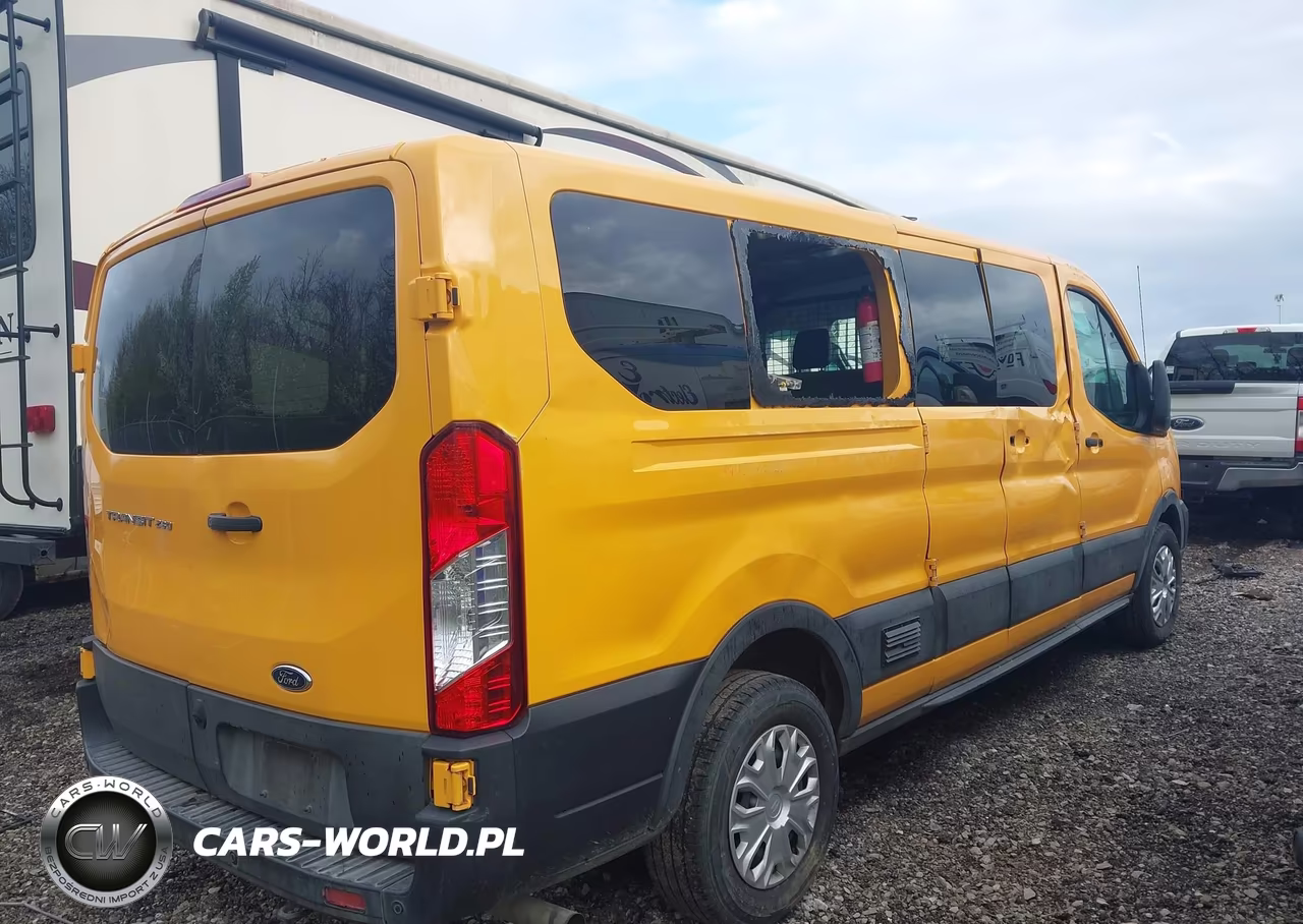 2021 Ford Transit-250 VIN:1FTBR1Y82MKA04401 - 4