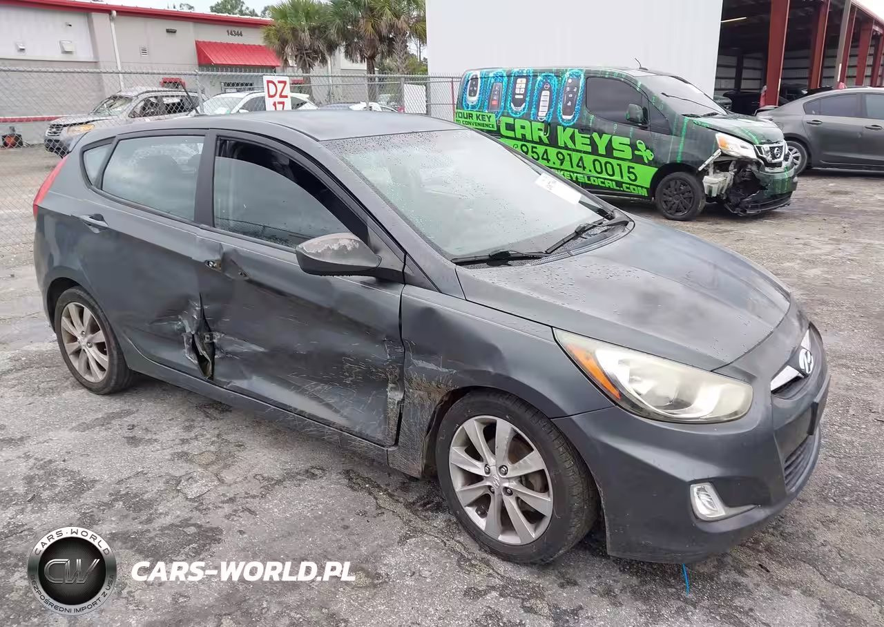 2012 Hyundai Accent Se