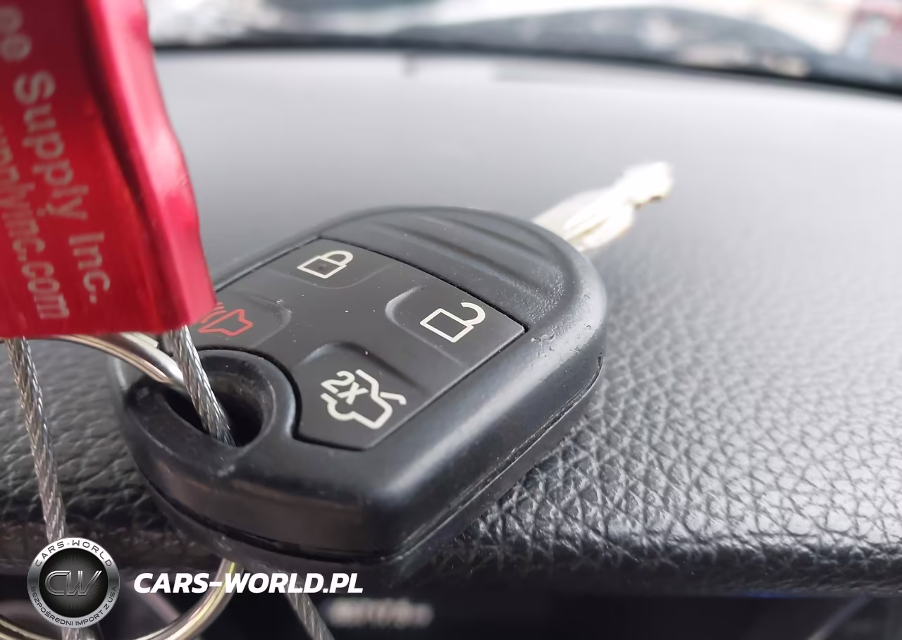 2014 Ford Mustang V6 Premium VIN:1ZVBP8EM6E5205506 - 11