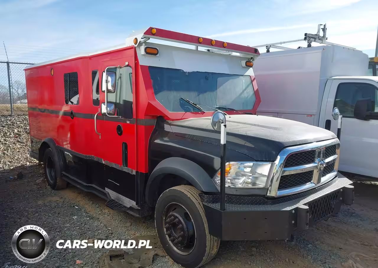 2013 Ram 5500 Chassis Tradesman-Slt