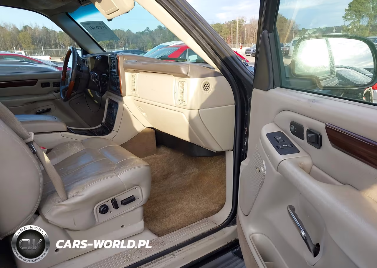 2002 Cadillac Escalade Standard VIN:1GYEK63N22R132146 - 5